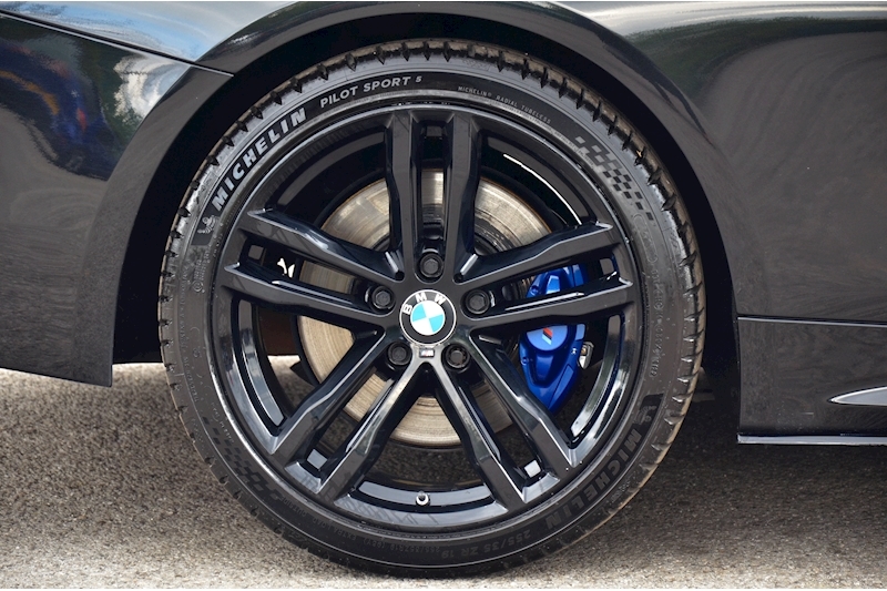 BMW 440i M Sport BMW Individual Interior + M Performance Options + FBMWSH Image 17