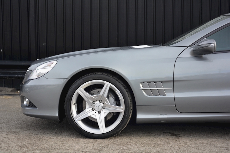 Mercedes Sl 350 3.5 V6 7G Tronic Sport *Just 7,145 Miles + Massive Specification + £74k List Price* Image 15