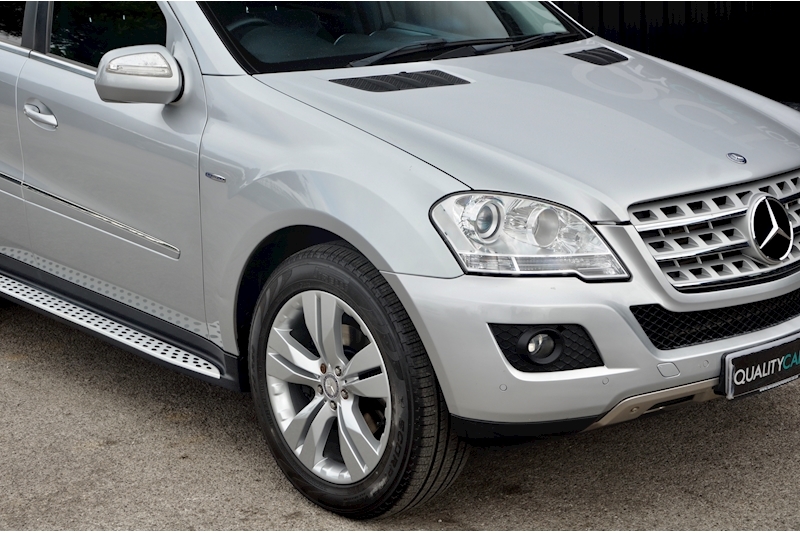 Mercedes-Benz ML 350 Sport 4Matic 2 Former Keepers + Full History + Sunroof + HK + High Spec Image 11