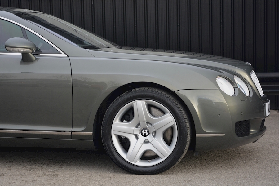 Bentley Continental GT W12 *1 Former Keeper + Rare Spec + Just Serviced by Bentley* Image 17