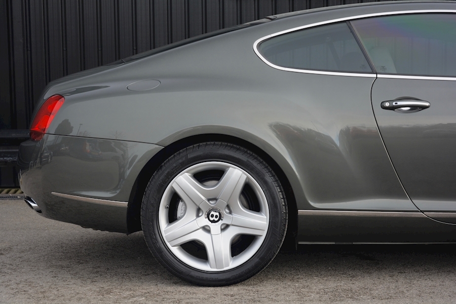 Bentley Continental GT W12 *1 Former Keeper + Rare Spec + Just Serviced by Bentley* Image 16