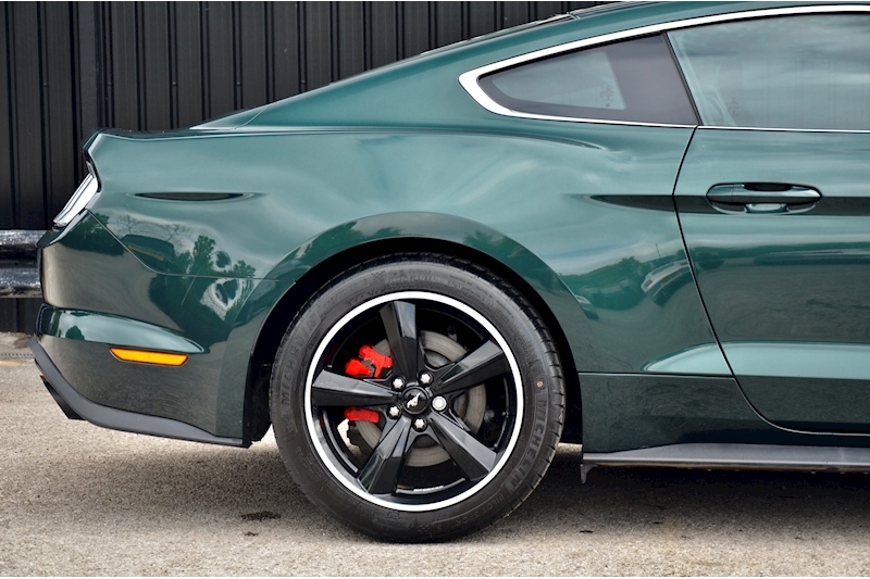 Ford Mustang Mustang V8 Bullitt 5.0 2dr Coupe Manual Petrol Image 17