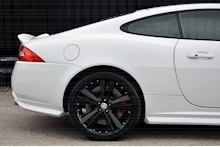 Jaguar XKR 'Speed Pack + Black Pack + Adaptive Cruise + Just Serviced by Jaguar' - Thumb 10
