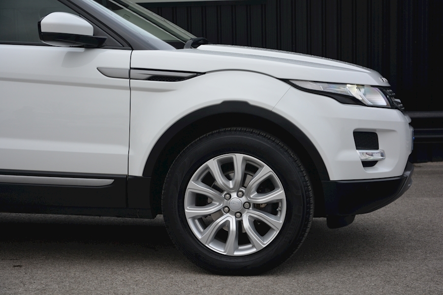 Land Rover Range Rover Evoque 2.2 SD4 190 BHP 4WD *1 Owner + LR Warranty + LR Service Plan* Image 15