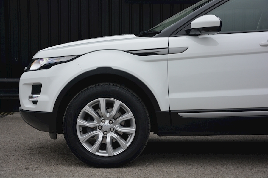 Land Rover Range Rover Evoque 2.2 SD4 190 BHP 4WD *1 Owner + LR Warranty + LR Service Plan* Image 18