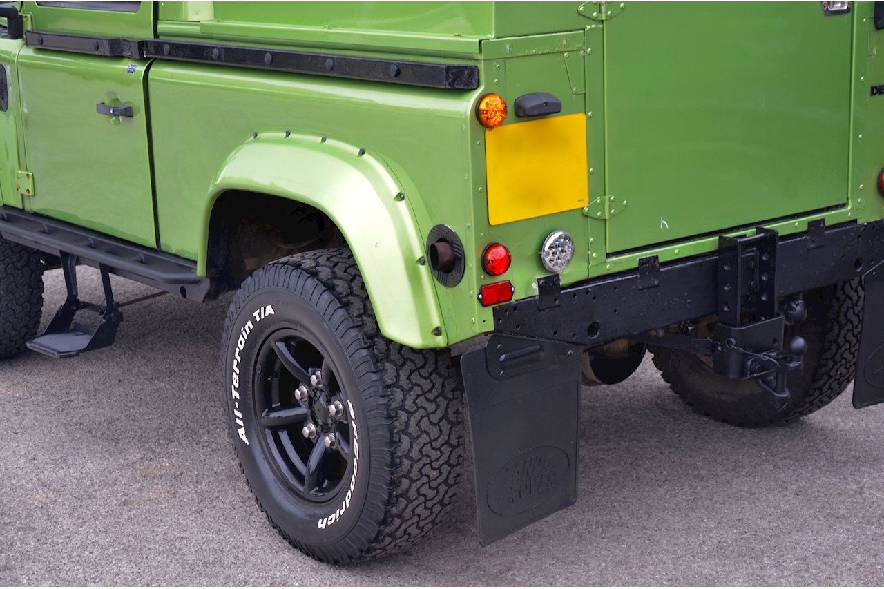 Land Rover Defender 90 2.5 TDI * Tentbox + Modified * - Large 21