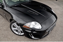 Jaguar XKR Ultimate Black + Ivory Soft Grain - Thumb 7