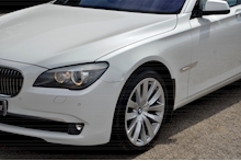 BMW 730d SE Mineral White Metallic + Glass Sunroof + ProNav + Reverse Cam - Thumb 24