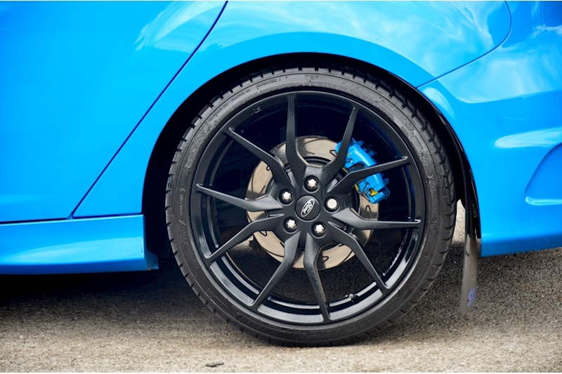 Ford Focus RS Fully Optioned + FFSH + Revo Stage 2 Performance Pack Image 23