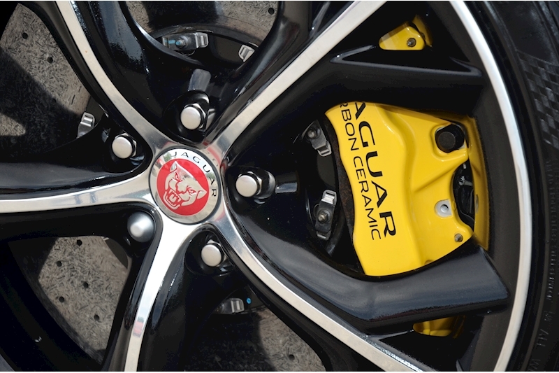 Jaguar F-Type S Carbon Ceramic Brakes + Performance Seats + Huge Spec Image 33