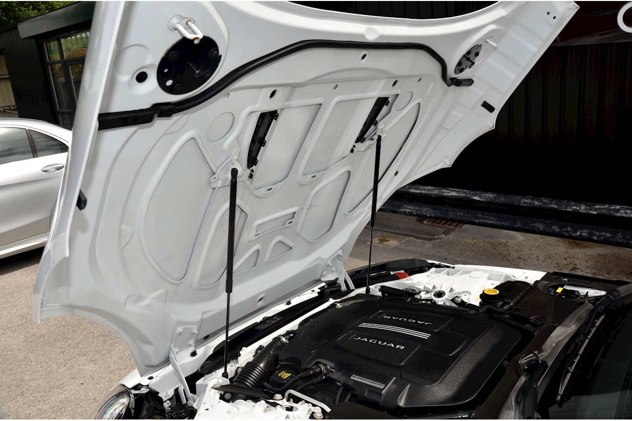Jaguar F-Type S Carbon Ceramic Brakes + Performance Seats + Huge Spec - Large 39