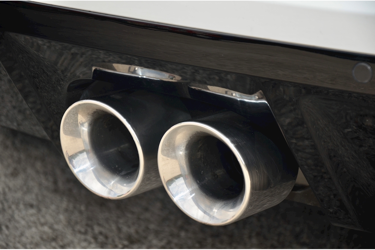 Jaguar F-Type S Carbon Ceramic Brakes + Performance Seats + Huge Spec - Large 41