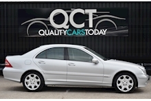 Mercedes-Benz C320 CDI Elegance SE Mercedes Plus 1 Lady Owner + Rare Model + Outstanding - Thumb 7