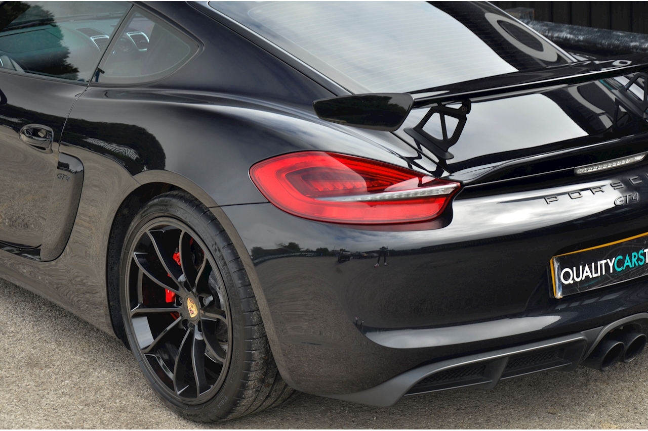 Porsche Cayman GT4 Clubsport Manual + Clubsport Pack + Carbon Bucket Seats + PCM - Large 28