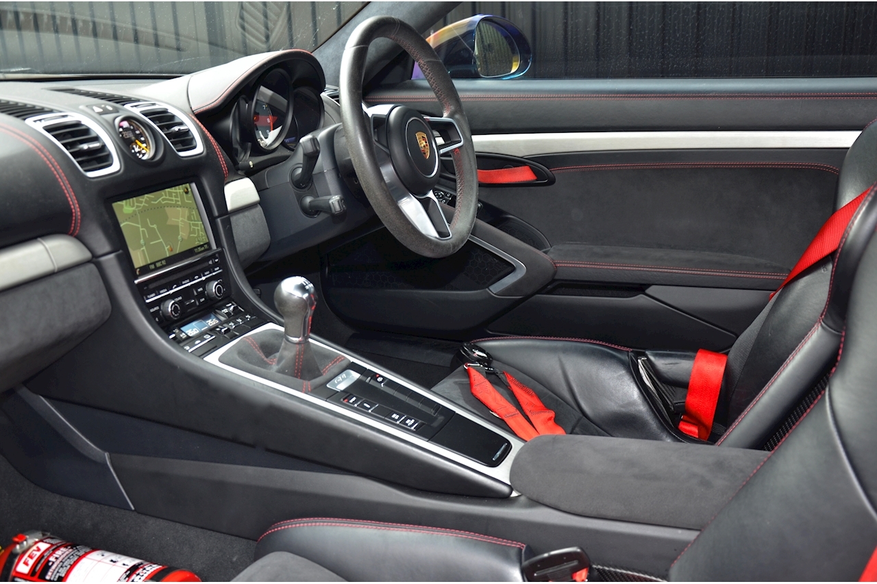 Porsche Cayman GT4 Clubsport Manual + Clubsport Pack + Carbon Bucket Seats + PCM - Large 8