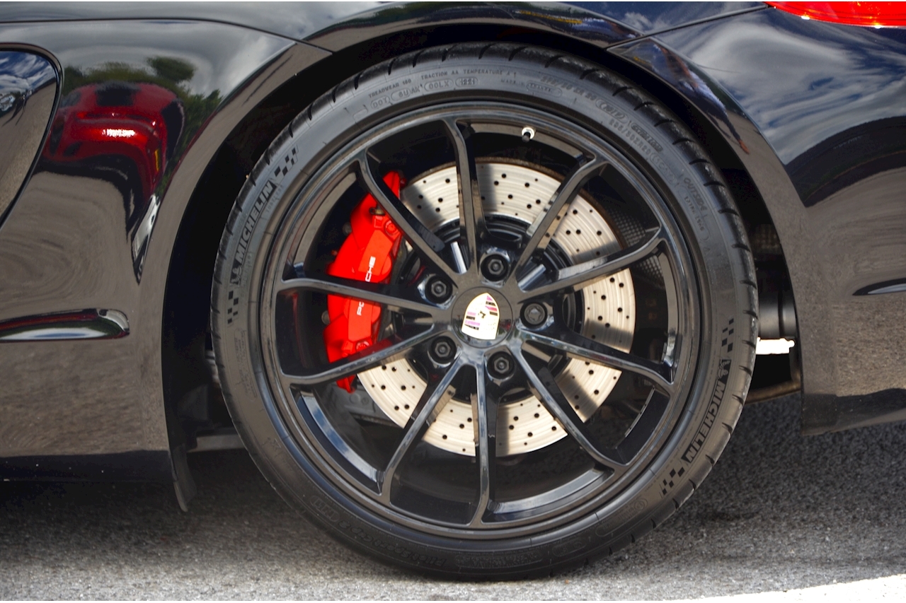 Porsche Cayman GT4 Clubsport Manual + Clubsport Pack + Carbon Bucket Seats + PCM - Large 32
