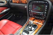 Jaguar XJ8 Sport Premium 3.5 V8 + 3 Former Keepers + 16 Services + Rare Spec - Thumb 20