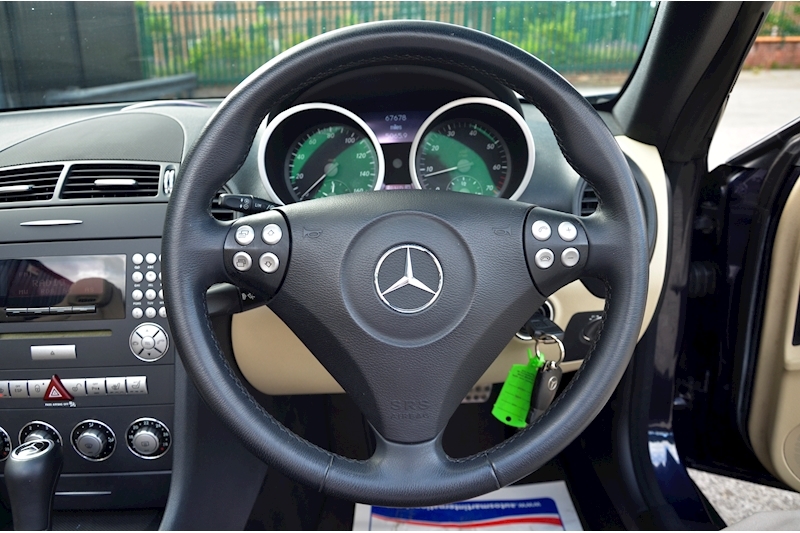 Mercedes-Benz SLK 280 2 Lady Owners + FSH + Designo Leather Roll Bars + AirScarf Image 22