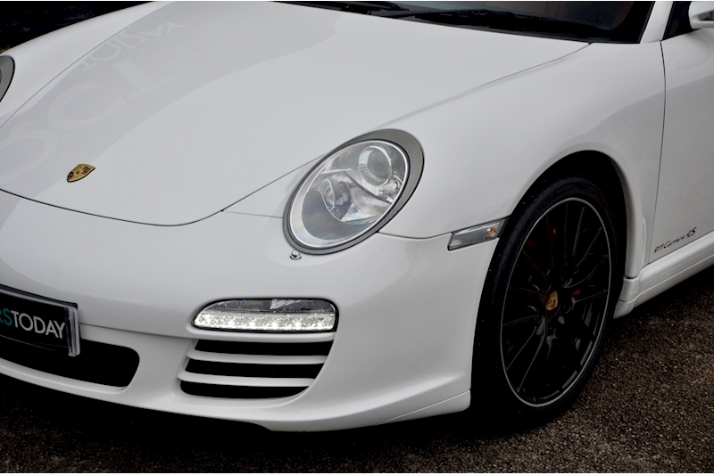 Porsche 911 3.8 997 Carrera 4S Coupe 2dr Petrol PDK AWD (247 g/km, 385 bhp) Image 32