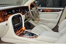 Jaguar XJ Sovereign LWB 1 Former Keeper + Full Service History inc.Timing belt + Sunroof - Thumb 10