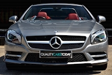 Mercedes-Benz SL 350 AMG Sports Pack + Panoramic Roof + Air Scarf + 10 Services - Thumb 3