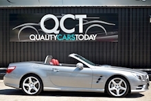Mercedes-Benz SL 350 AMG Sports Pack + Panoramic Roof + Air Scarf + 10 Services - Thumb 5