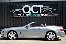 Mercedes-Benz SL 350 AMG Sports Pack + Panoramic Roof + Air Scarf + 10 Services - Thumb 1
