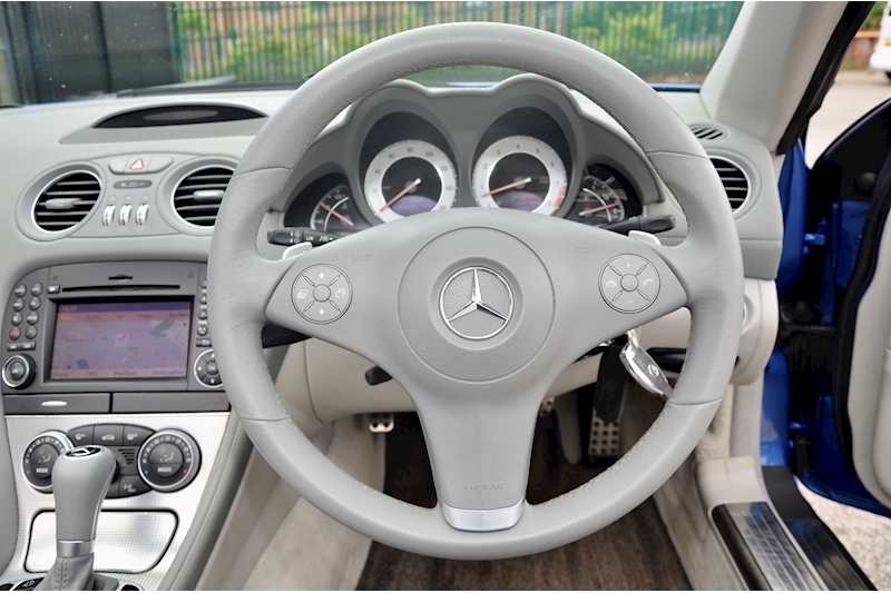 Mercedes-Benz SL 350 Designo Colour + Panoramic Roof + AMG Styling + Huge Spec Image 21