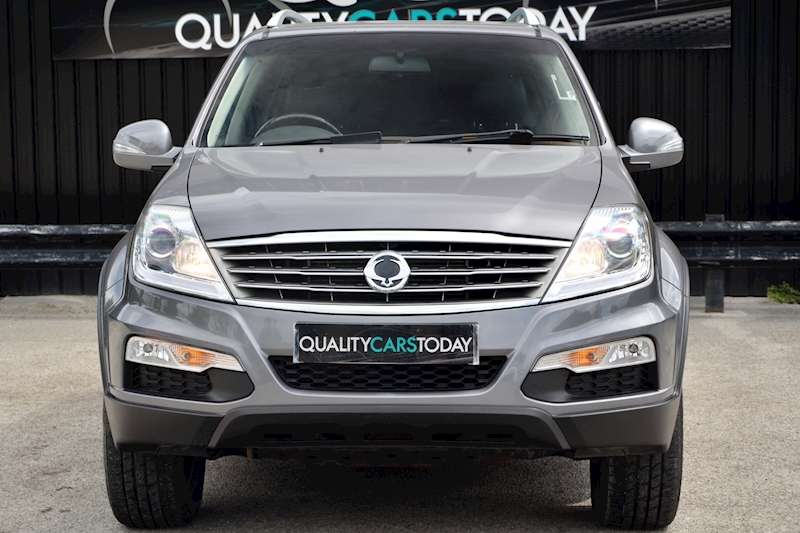 SsangYong Rexton EX Auto 2.0 Diesel Automatic 7 Seats + FSH + Nav + Reverse Cam Image 3