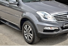 SsangYong Rexton EX Auto 2.0 Diesel Automatic 7 Seats + FSH + Nav + Reverse Cam - Thumb 15