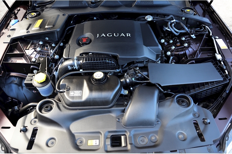 Jaguar XJ Premium Luxury Previously Supplied by Ourselves + Rare Spec + Major Jaguar Service Jan 2022 Image 44