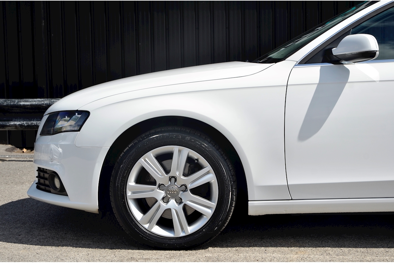 Audi A4 Avant SE 1.8 TFSI Automatic + 1 Driver from New + Fully Documented History + High Spec - Large 27