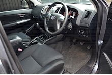 Toyota Hilux Invincible 2 Former Keepers + No VAT - Thumb 7