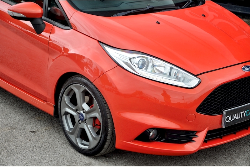 Ford Fiesta ST-3 Mountune 215 Special Molten Orange + ST Style Pack + Sat Nav Image 4