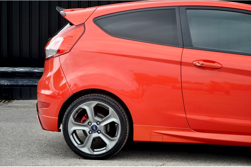 Ford Fiesta ST-3 Mountune 215 Special Molten Orange + ST Style Pack + Sat Nav Image 8