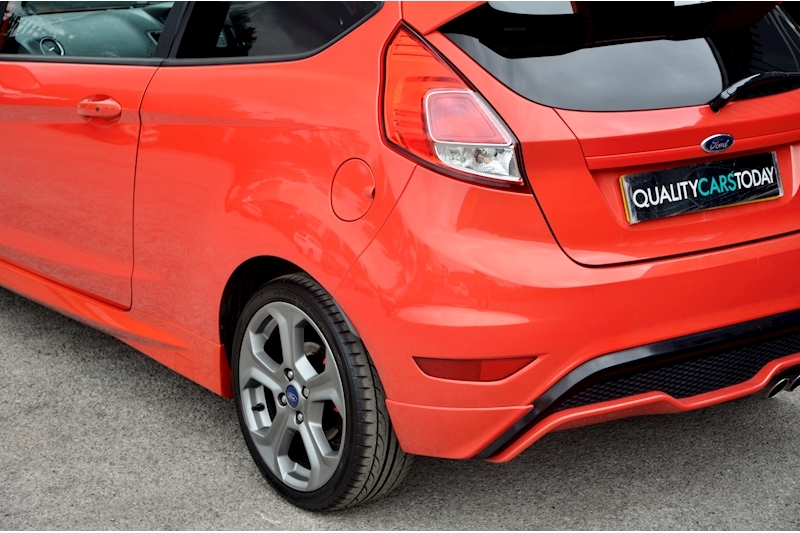 Ford Fiesta ST-3 Mountune 215 Special Molten Orange + ST Style Pack + Sat Nav Image 20