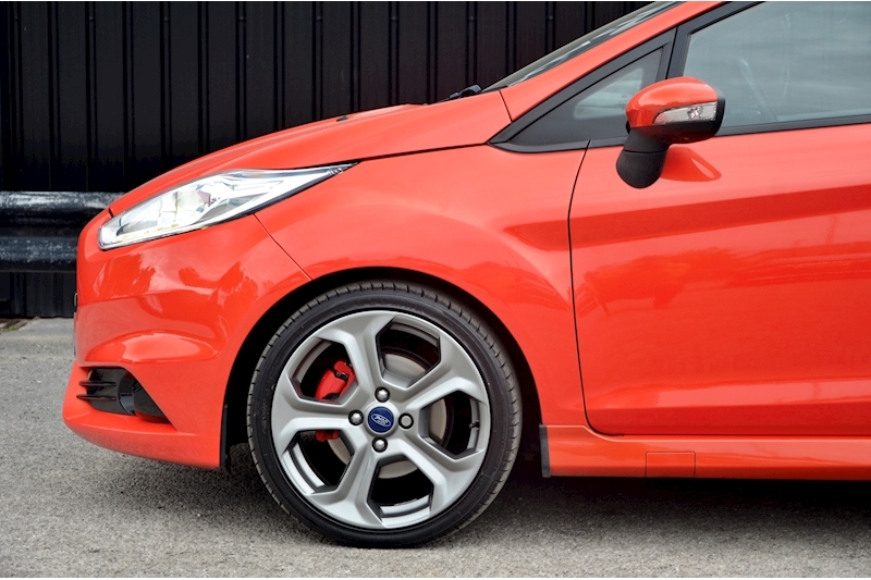 Ford Fiesta ST-3 Mountune 215 Special Molten Orange + ST Style Pack + Sat Nav Image 24