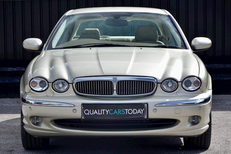 Jaguar X-Type 2.2d SE 1 Owner From New + Full Service History + Sat Nav + Heated Seats Image 3