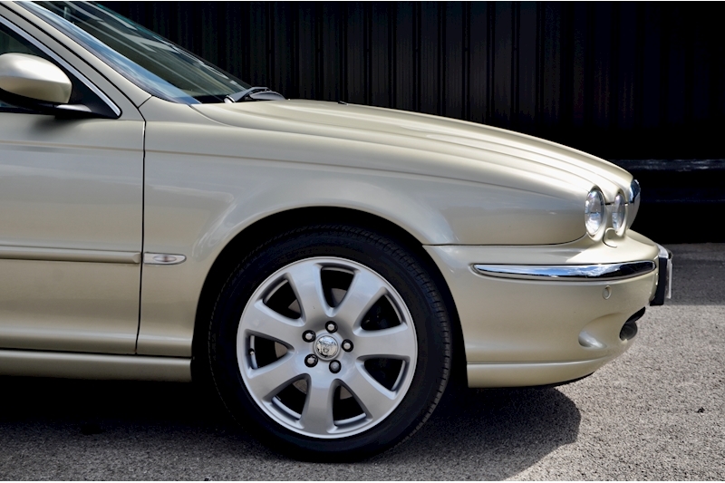 Jaguar X-Type 2.2d SE 1 Owner From New + Full Service History + Sat Nav + Heated Seats Image 13