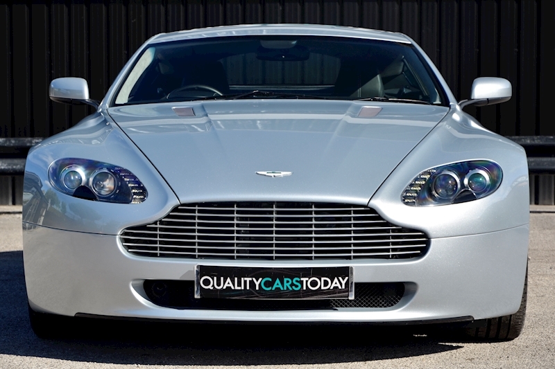 Aston Martin Vantage 4.3 V8 Coupe 2dr Petrol Manual Euro 4 (380 bhp) Image 3