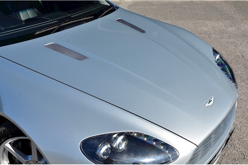 Aston Martin Vantage 4.3 V8 Coupe 2dr Petrol Manual Euro 4 (380 bhp) Image 11