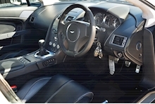 Aston Martin Vantage 4.3 V8 Coupe 2dr Petrol Manual Euro 4 (380 bhp) - Thumb 6