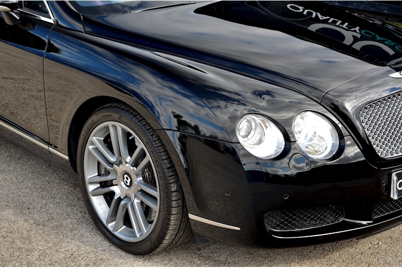 Bentley Continental GT Diamond Series Limited Edition + 1 of 400 + Carbon Brakes + Mulliner Driving Spec Image 12