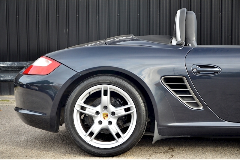 Porsche Boxster Manual + PASM + BOSE + Heated Seats Image 12