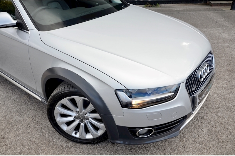 Audi A4 Allroad 2.0 TDI Quattro Automatic + 2 Former Keepers + Fully Documented History Image 12