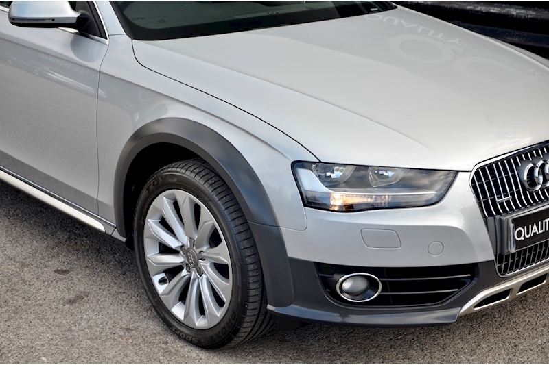 Audi A4 Allroad 2.0 TDI Quattro Automatic + 2 Former Keepers + Fully Documented History Image 16