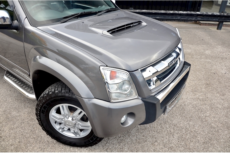 Isuzu Rodeo 3.0 CRD Denver Max Plus Crewcab Pickup 4dr Diesel Manual (222 g/km, 161 bhp) Image 6