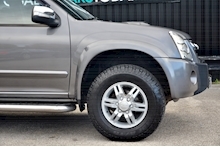 Isuzu Rodeo 3.0 CRD Denver Max Plus Crewcab Pickup 4dr Diesel Manual (222 g/km, 161 bhp) - Thumb 13