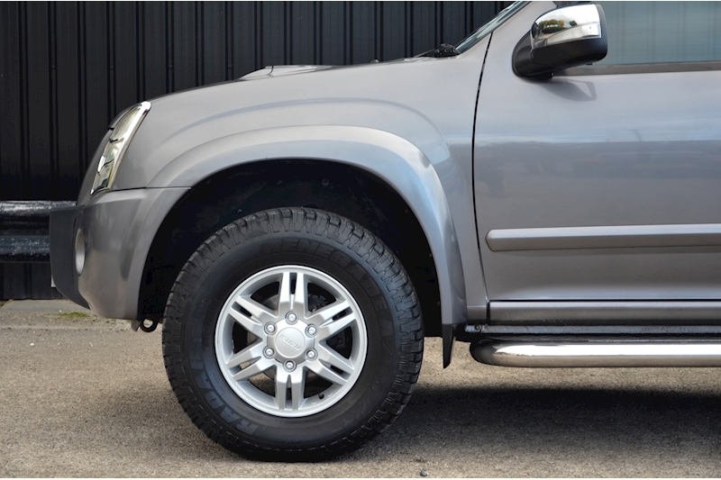 Isuzu Rodeo 3.0 CRD Denver Max Plus Crewcab Pickup 4dr Diesel Manual (222 g/km, 161 bhp) Image 30