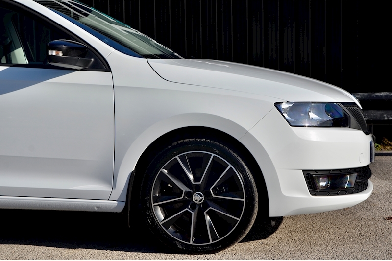 SKODA Rapid Spaceback TDI Sport Edition 1 Former Keeper + Pano Roof + Sat Nav + FSH inc.Timing Belt Image 21